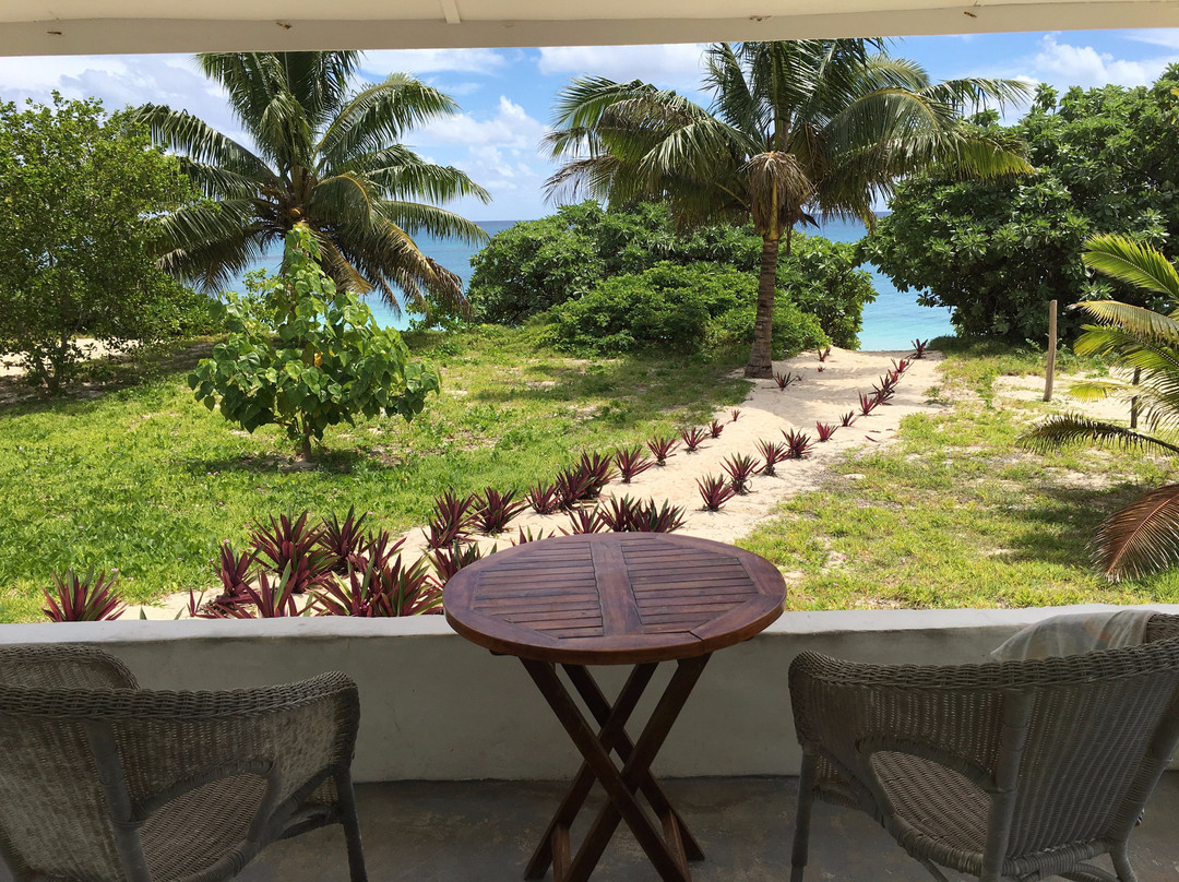 海滩度假酒店主图