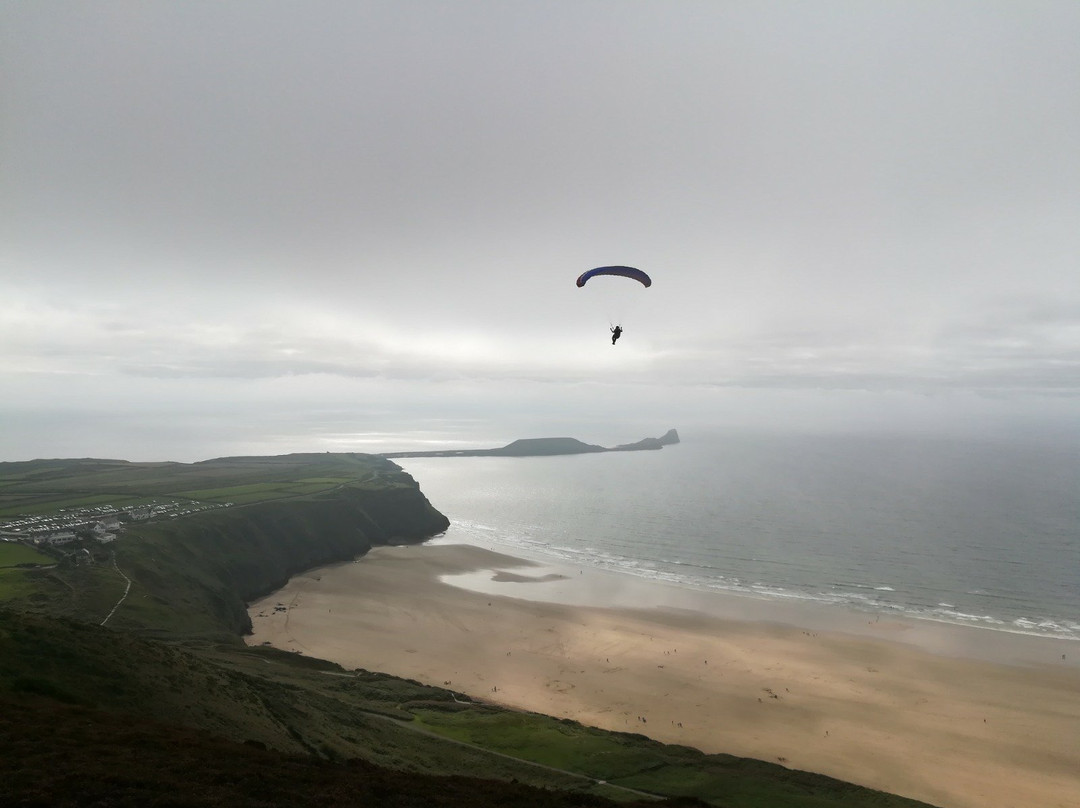 Llangennith Beach景点图片