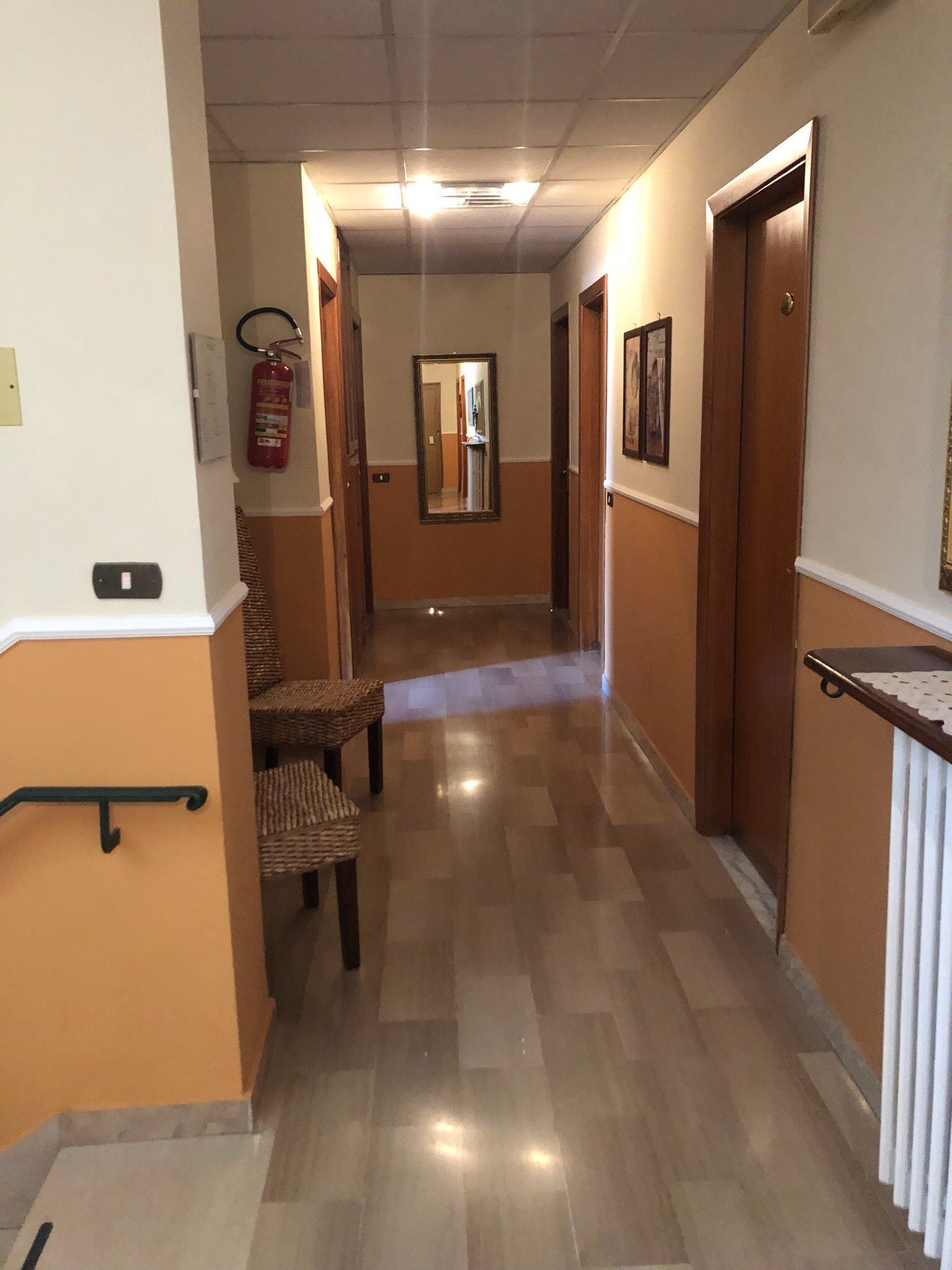 La Villa Hotel-官方