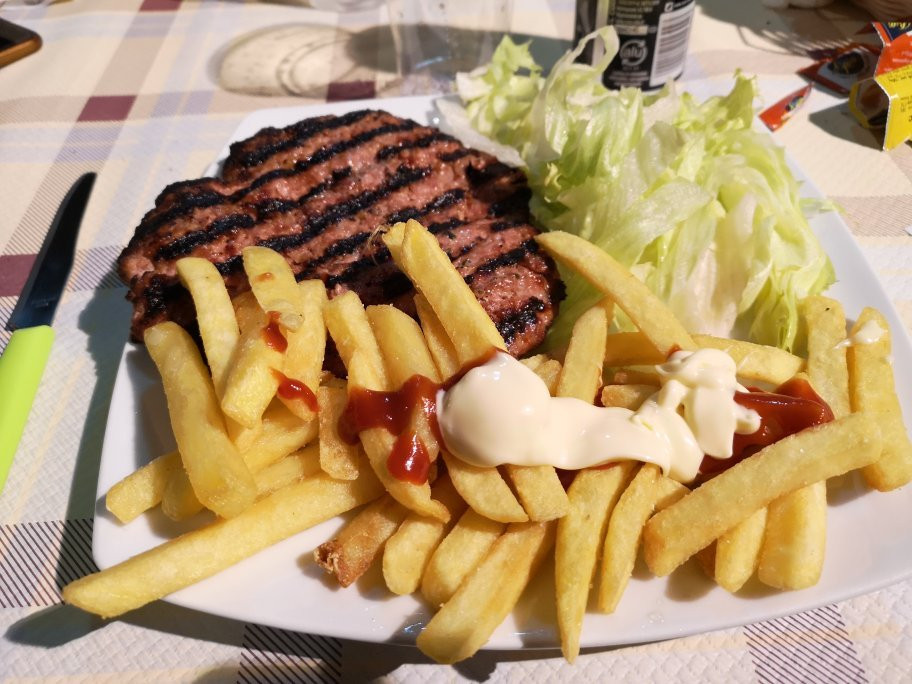 Carapelle餐馆和美食-Trapell