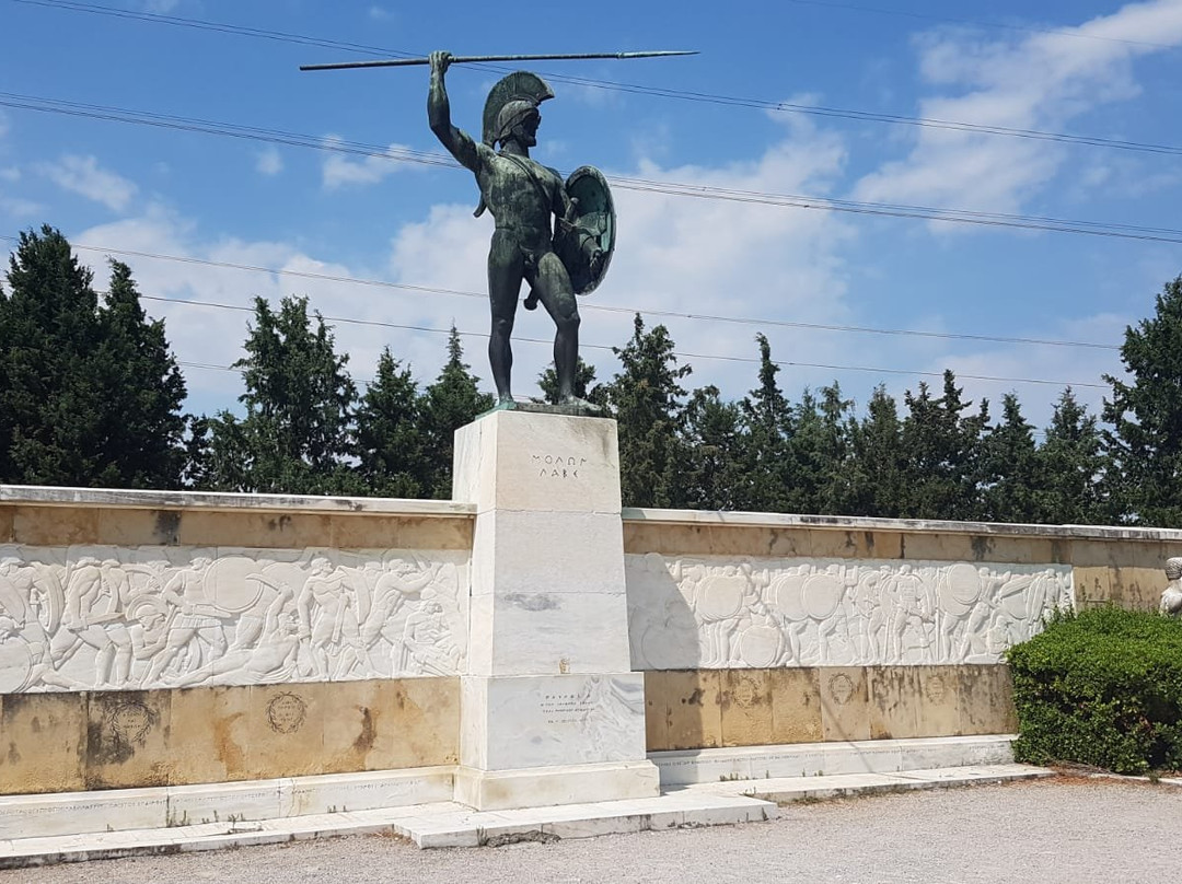Leonidas Monument景点图片