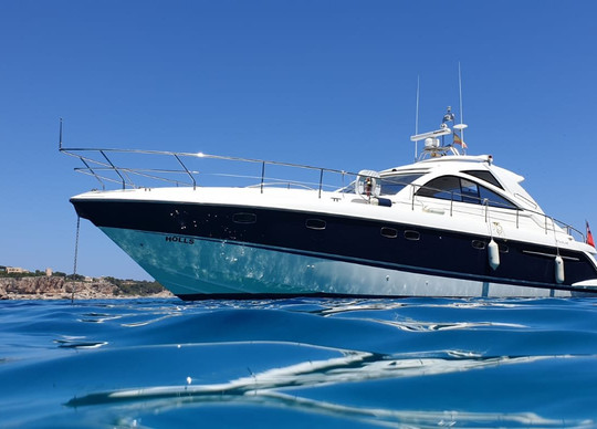 Holls Boat Charter-卡拉多尔必去景点