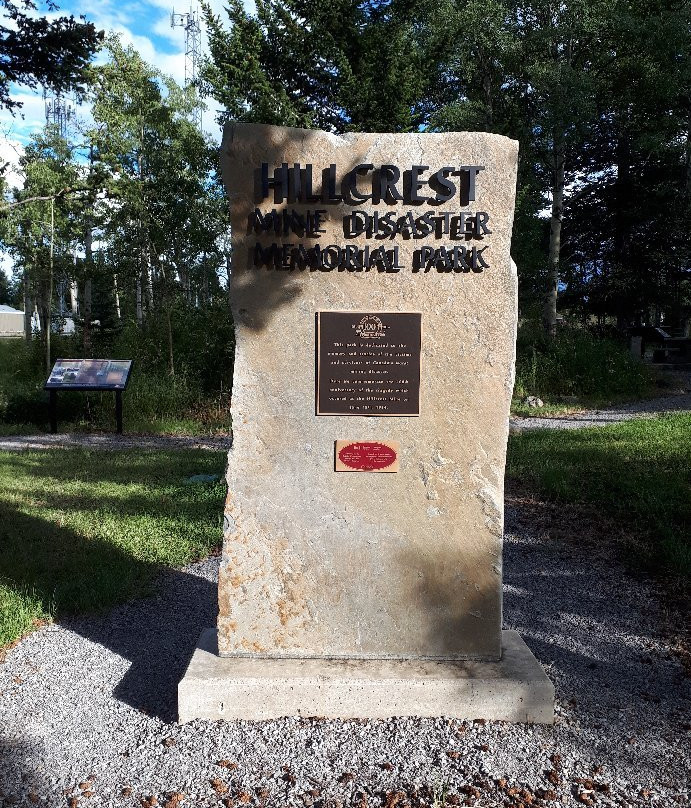 Hillcrest Mine and Cemetery-Crowsnest Pass必去景点