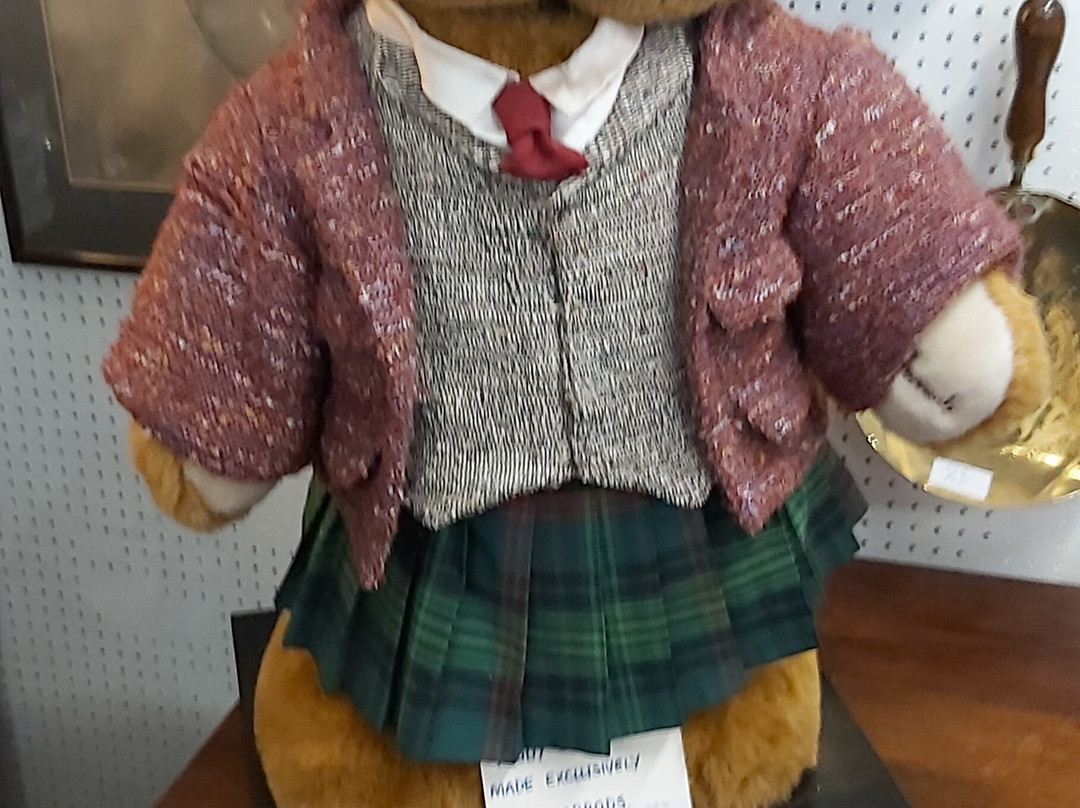 Fountain Antiques