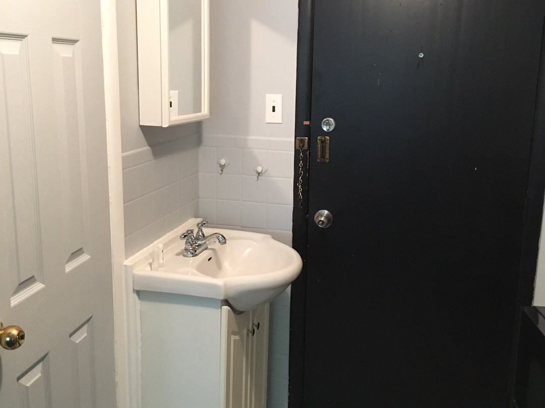 Skyline Motel & Campus Inn主图