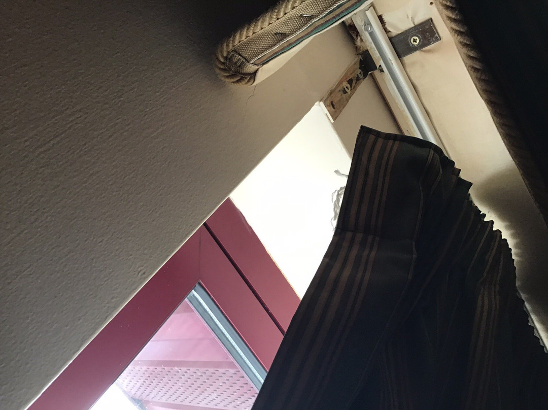 克雷甘科特酒店主图