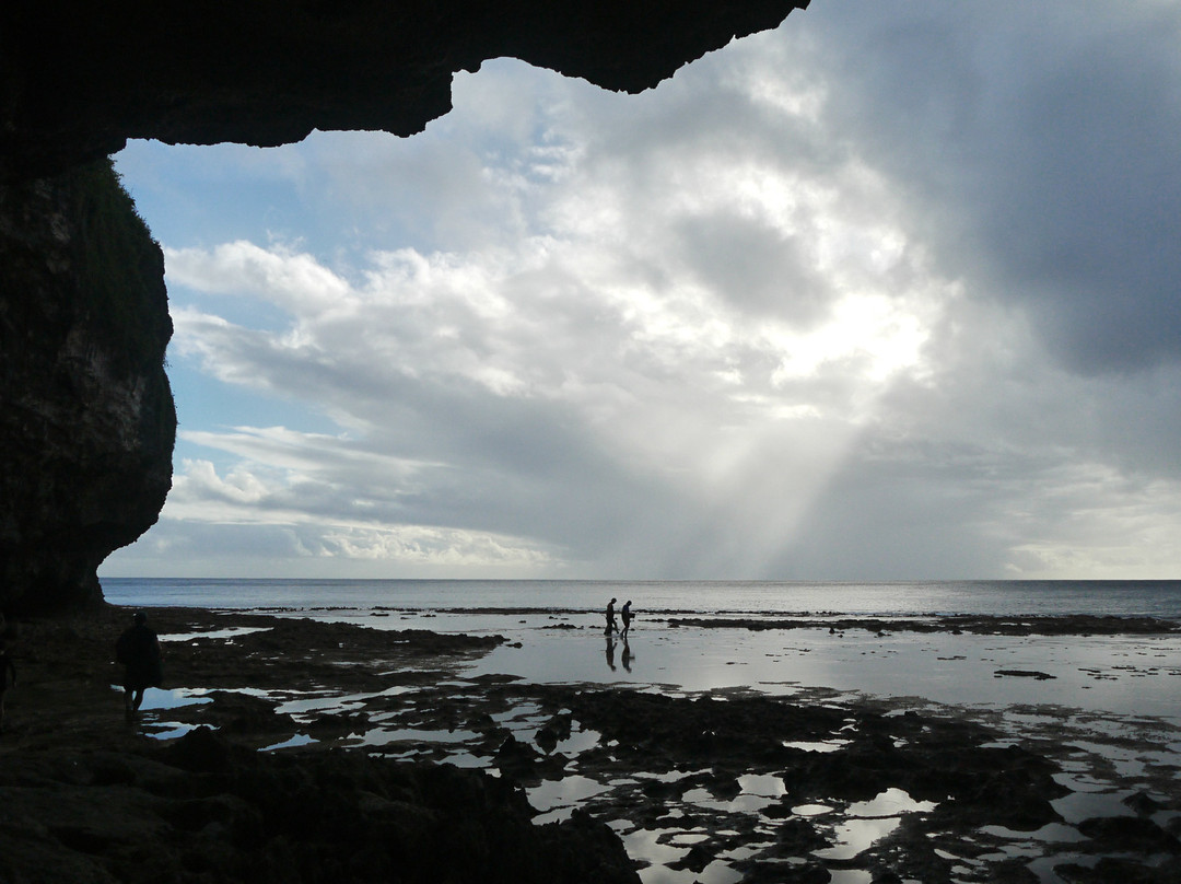 Avaiki Cave景点图片