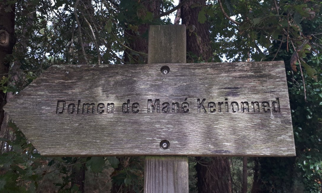Dolmens de Mané Kerioned景点图片