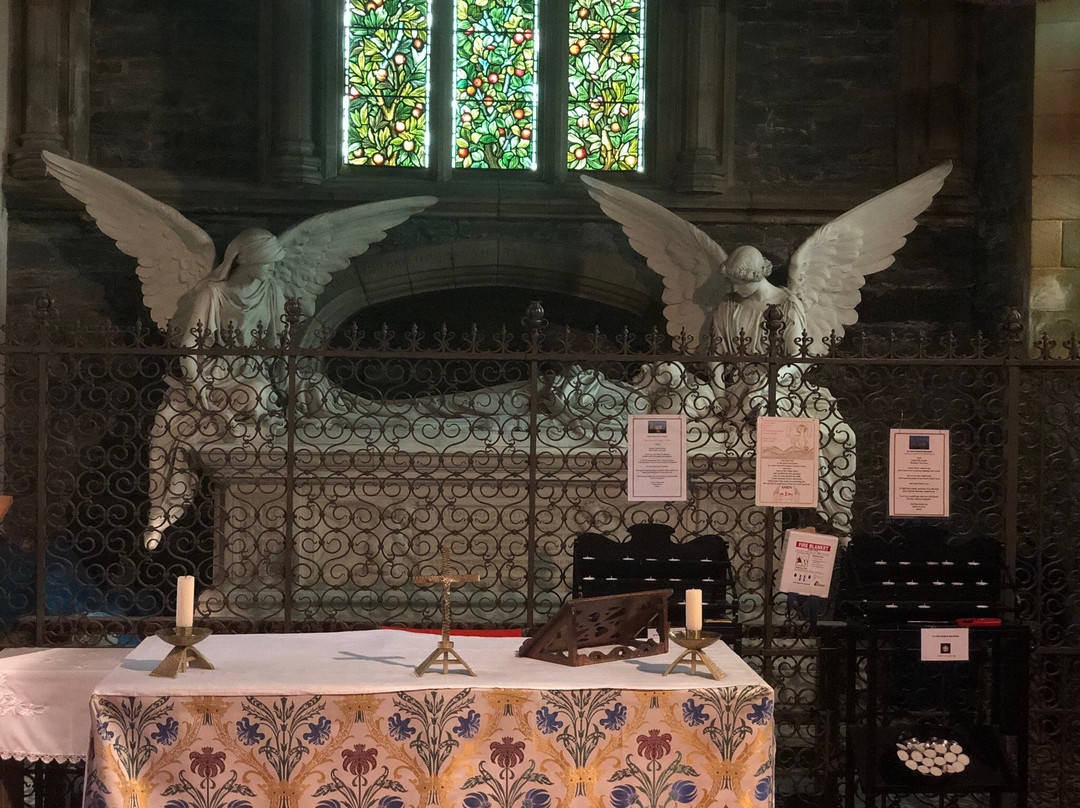 St. Cybi Church景点图片