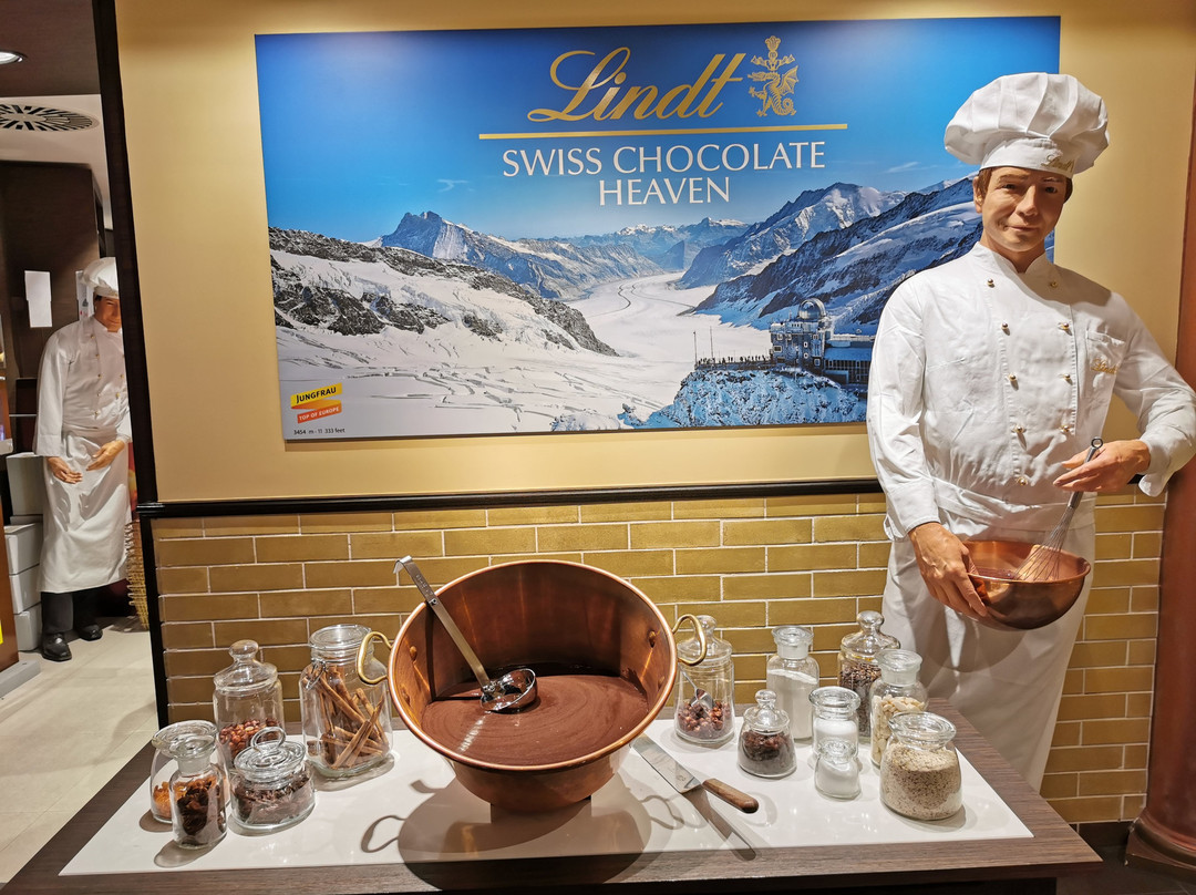 Lindt Chocolate Shop Jungfraujoch-Jungfraujoch必去景点