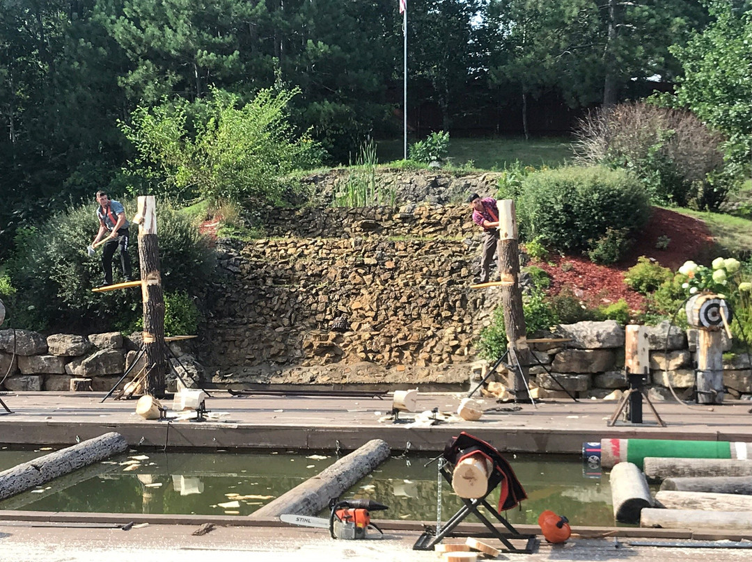 Dells Lumberjack Show-威斯康星峡谷必去景点