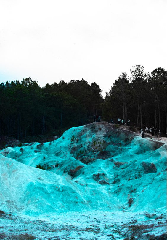 Blue Soil HIlls-萨加达必去景点