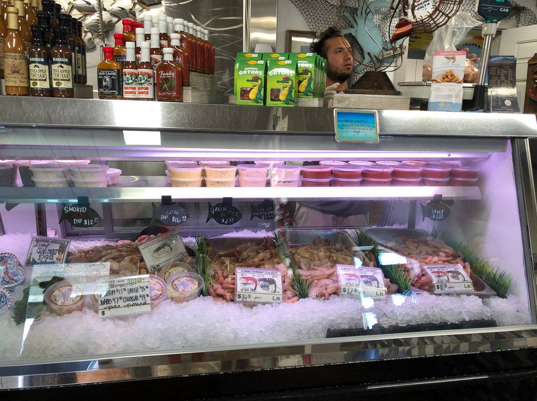 Trico Shrimp Co-迈尔斯堡海滩必去景点