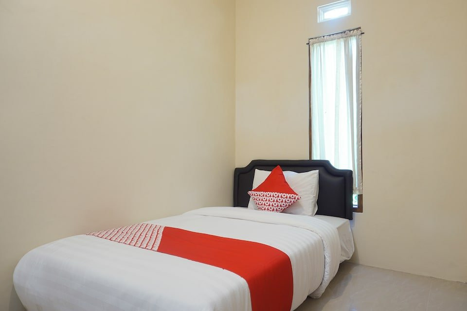 OYO 895 Mahameru Residence主图