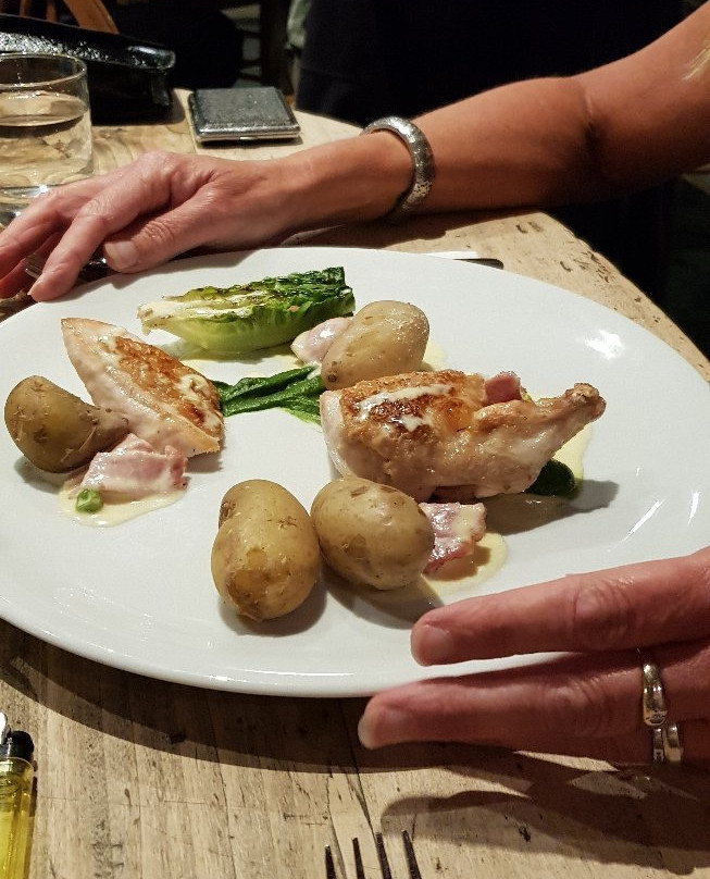 The Lawns Rooms主图