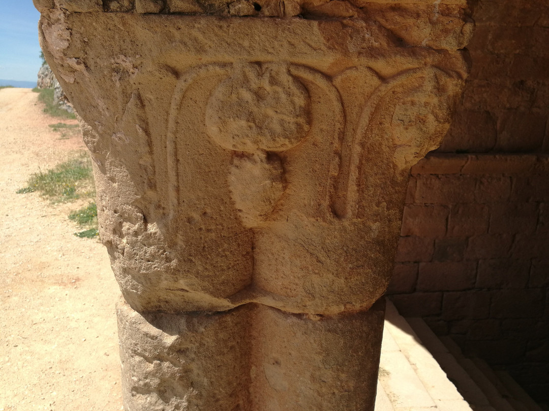 Fuente de los Moros siglo XIII-Villamayor de Monjardin必去景点