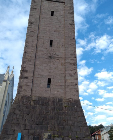 Igreja Matriz Nossa Senhora de Lourdes e Campanario de Pedra-Flores Da Cunha必去景点