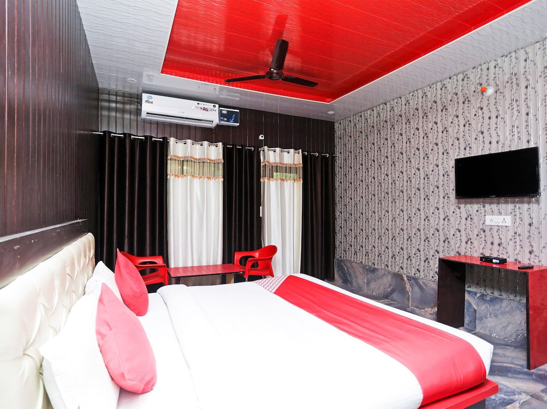 Yamkeshwar Mahadev Resort主图