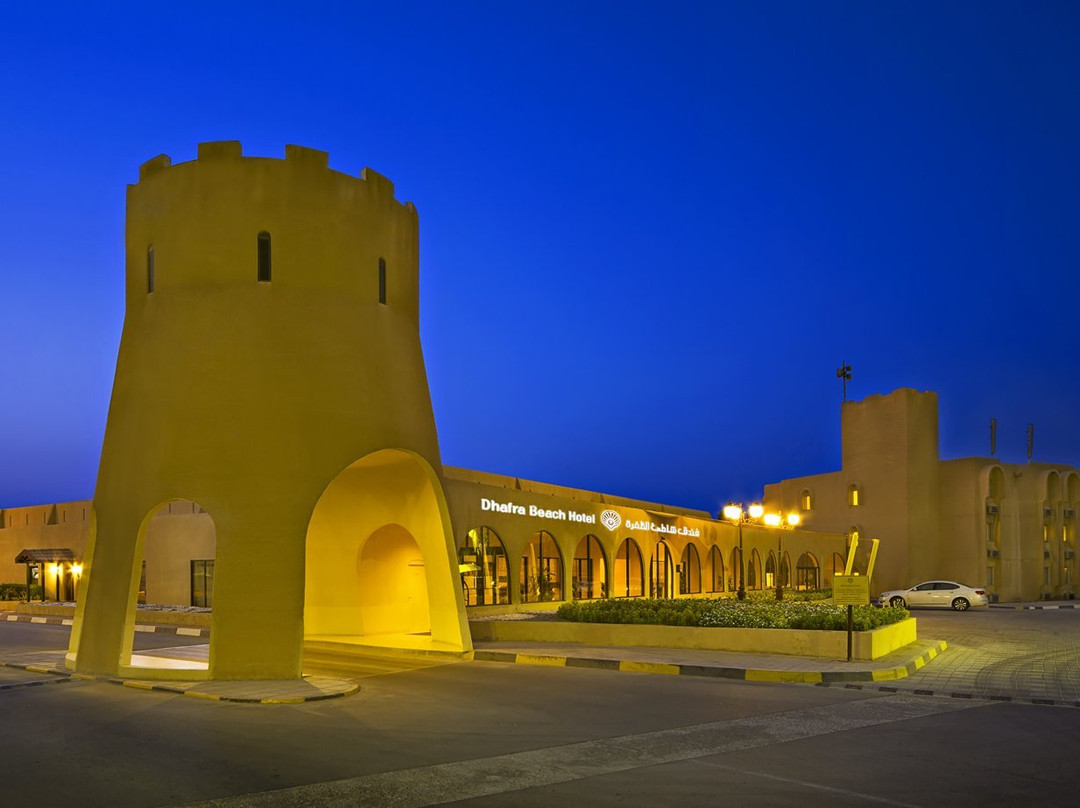 Dhafra Beach Hotel主图