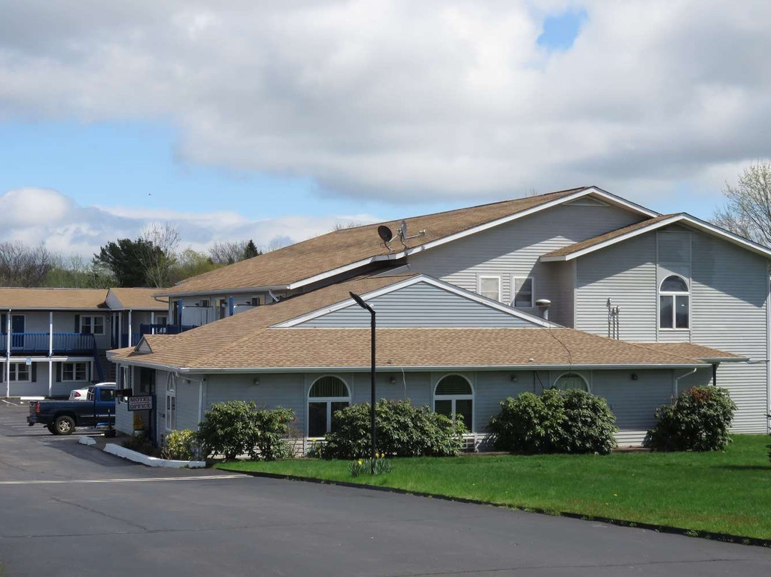 纽波特米德尔敦旅游宾馆主图