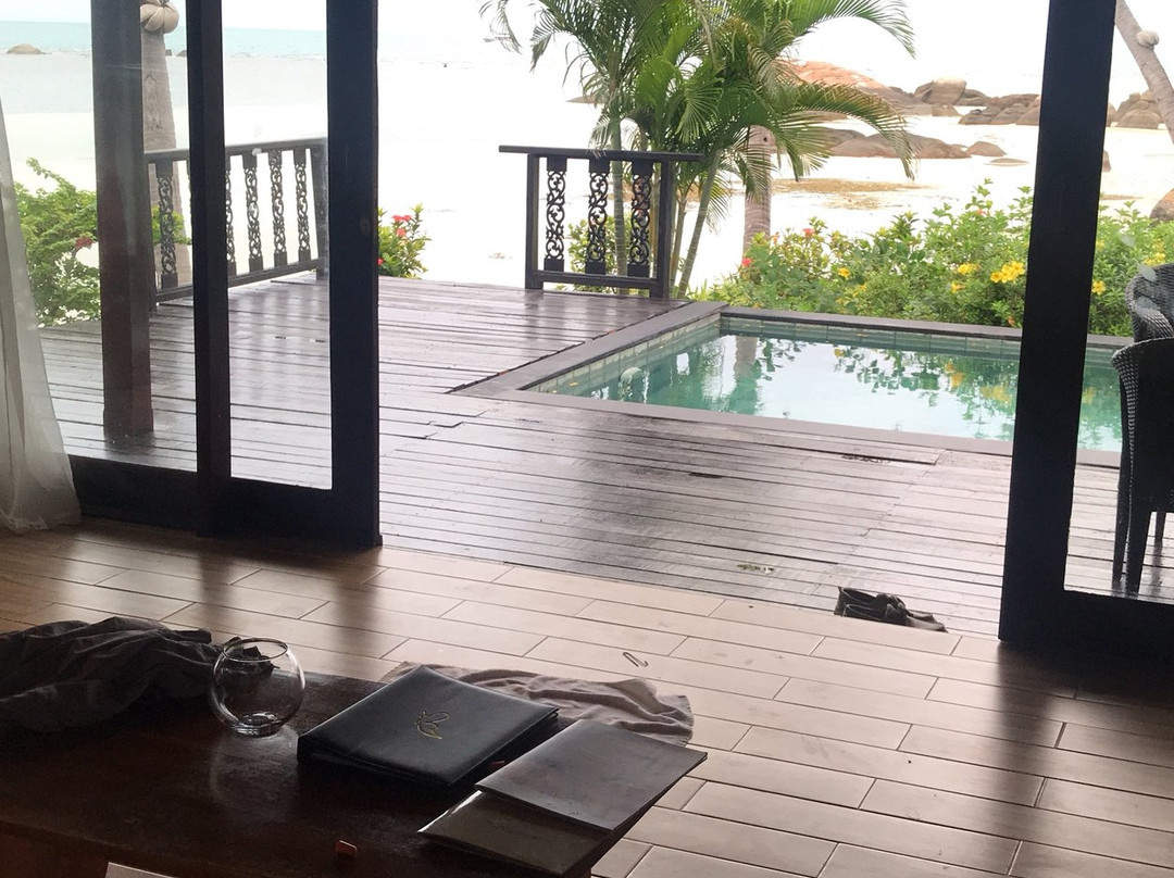 帕岸岛库普库普海滩别墅度假村主图