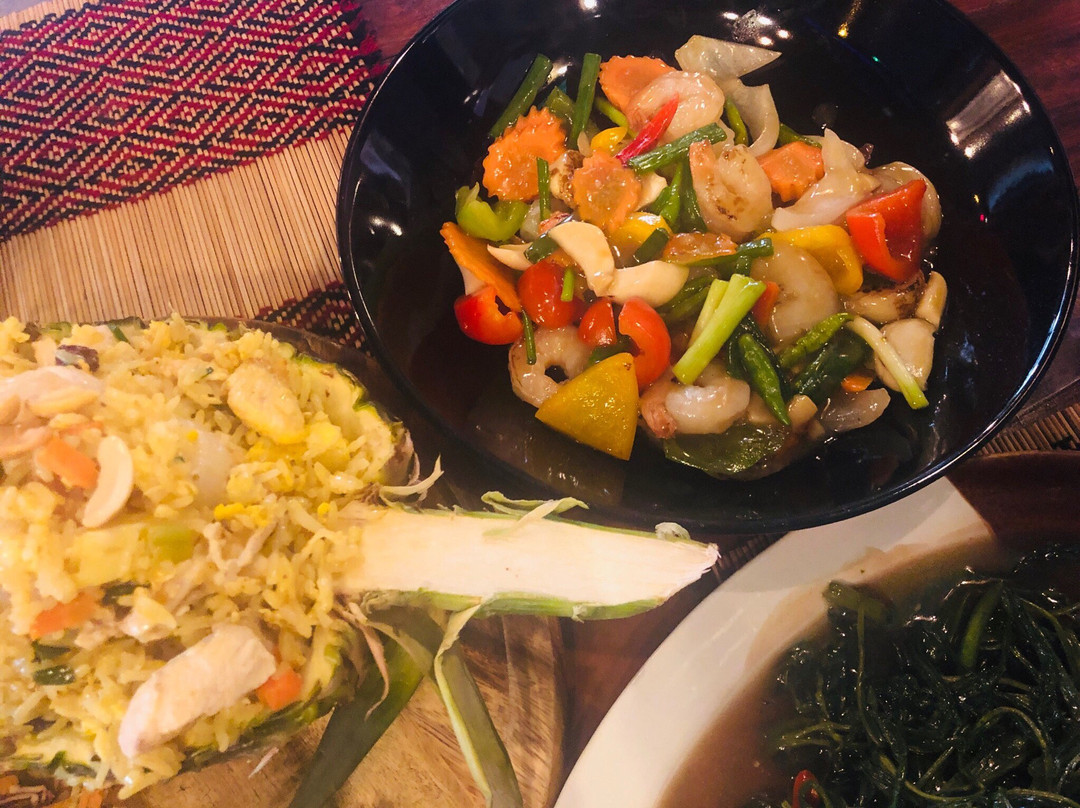 Chang Cafe Bar & Restaurant