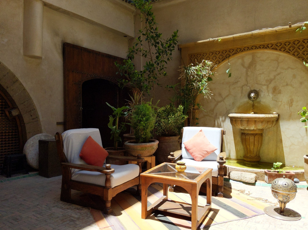 里亚德康巴莱特酒店主图