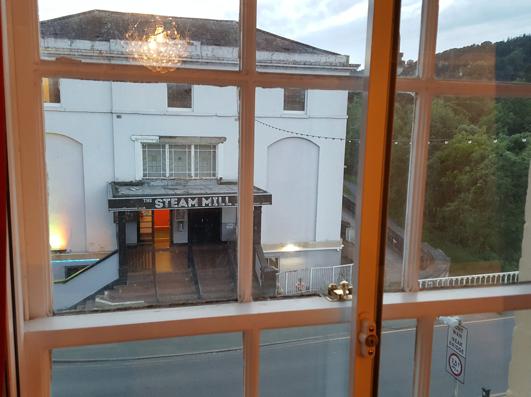The Elephant & Castle Hotel主图
