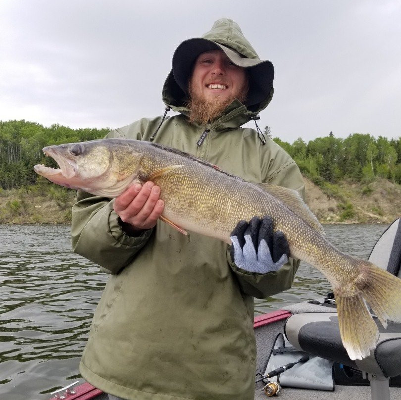 Twin Marine Outfitting Day Tours-Nipawin必去景点