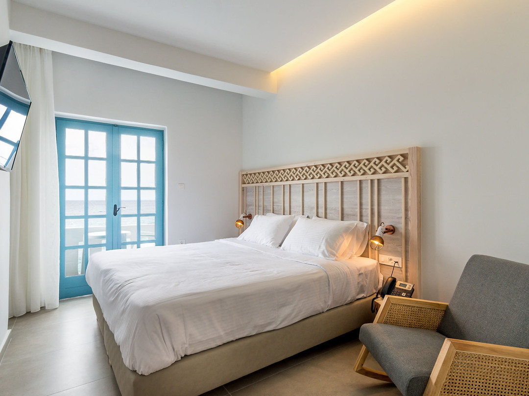 From Samaria To Livikon主图