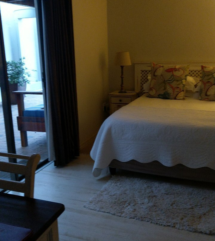 Four Palms Accommodation主图