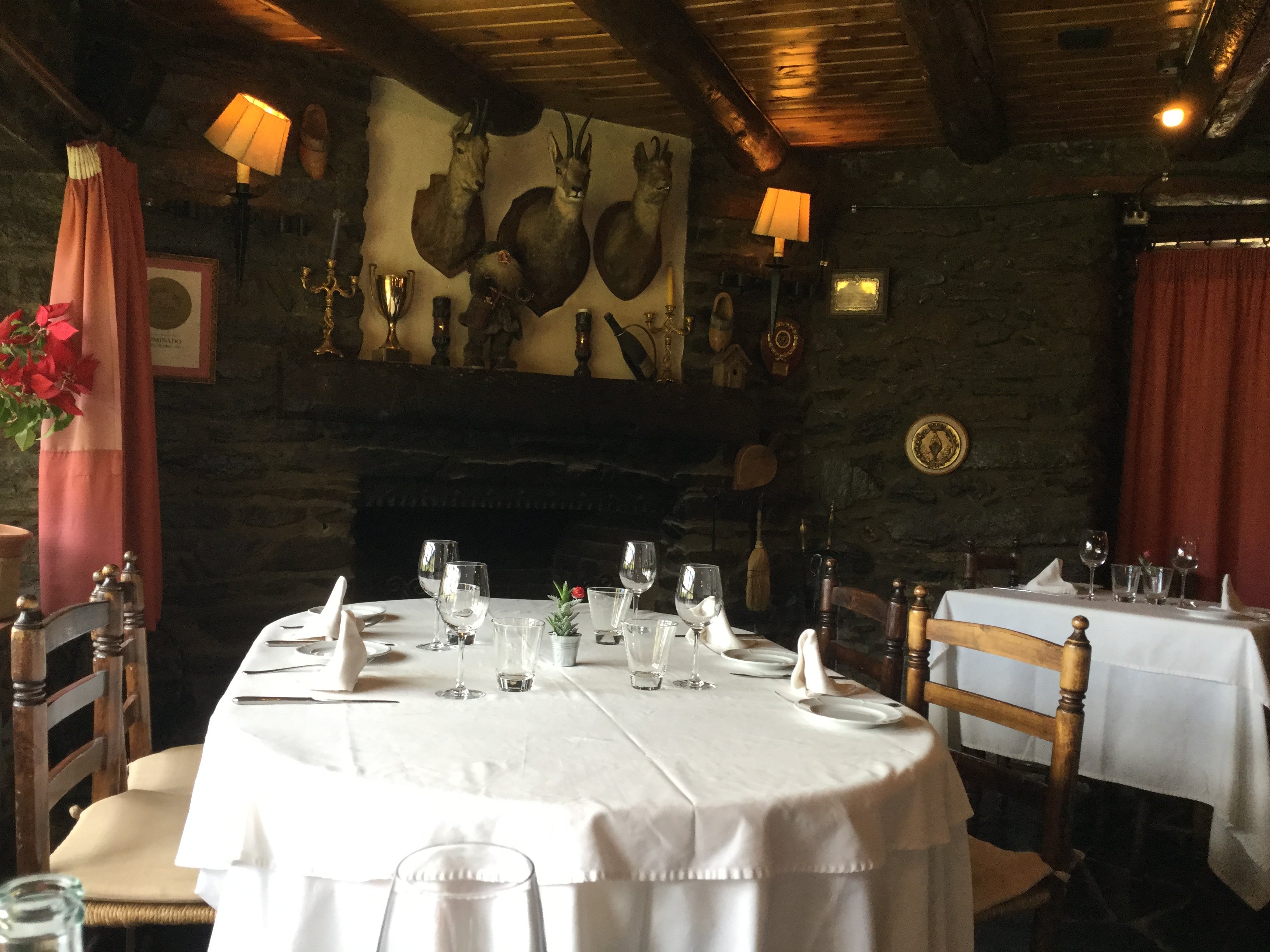 Hotel Restaurant Can Borrell-餐饮