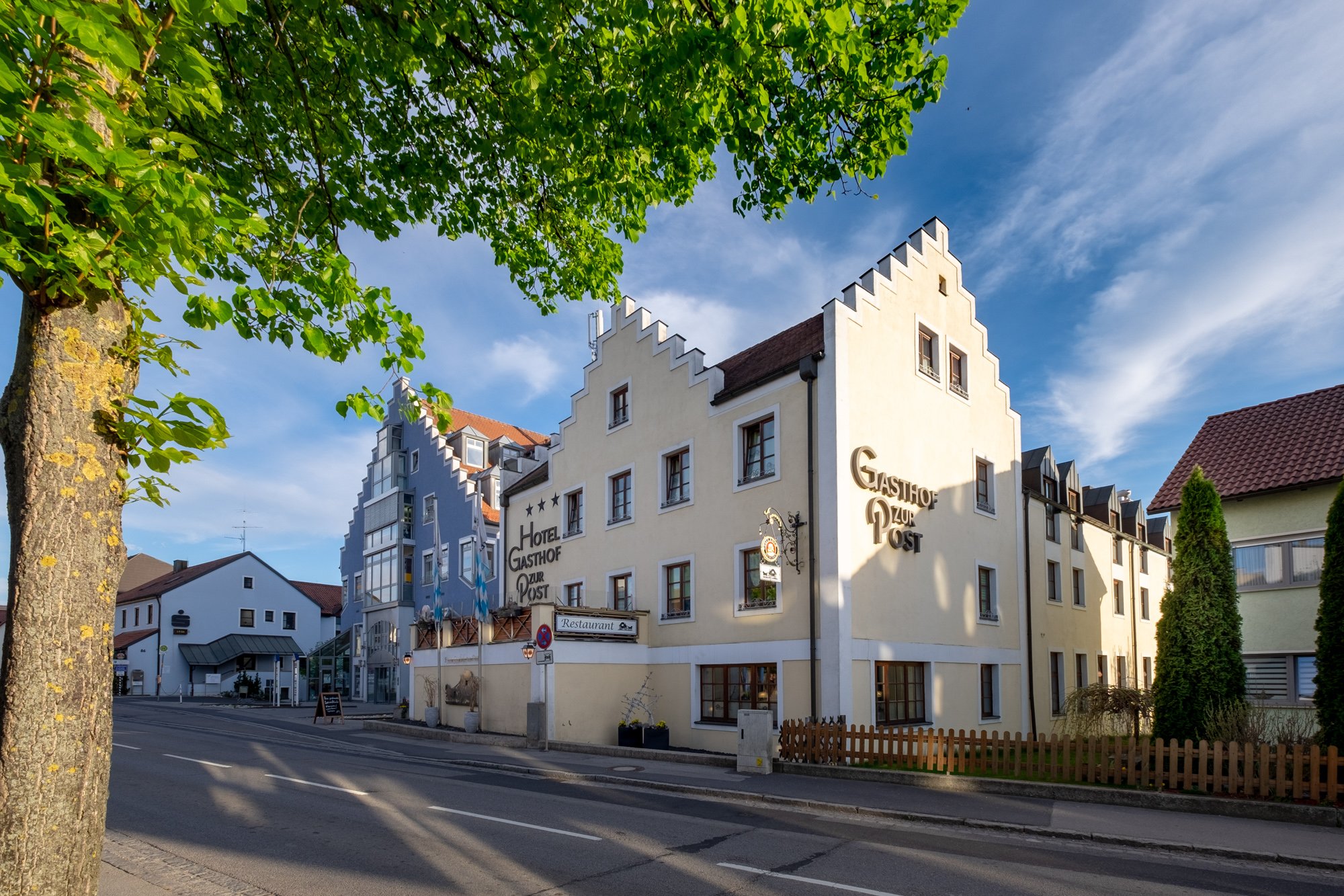 Hotel-Gasthof Zur Post-官方