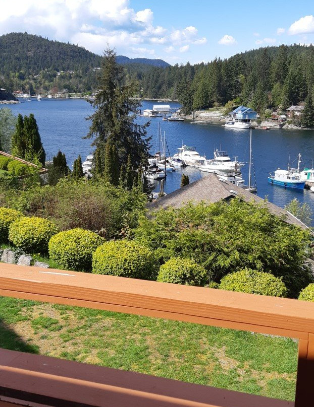 Sunshine Coast Resort Hotel & Marina主图