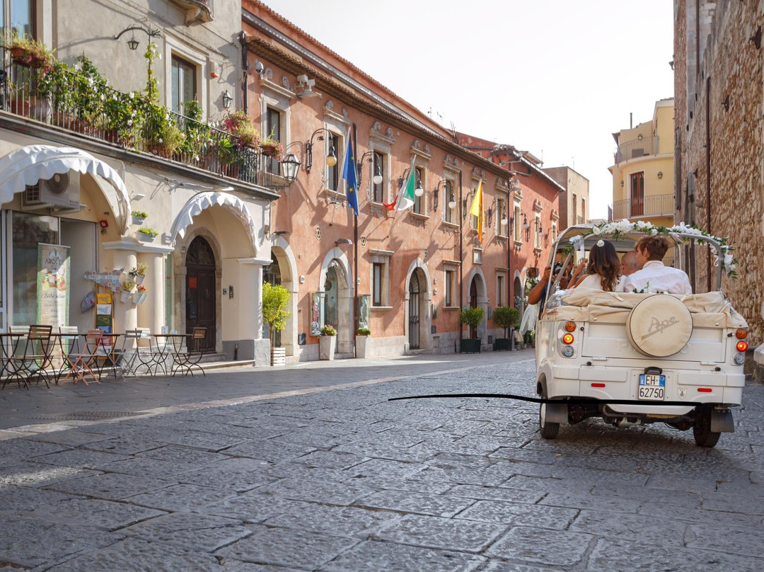 Taormina Ape Tour by Ape Calesse景点图片