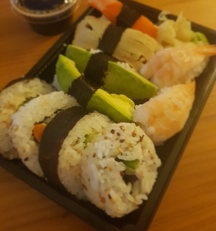 Linde Sushi & Grill