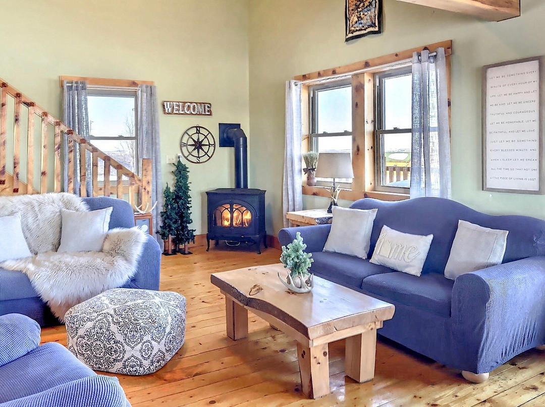 Decorah High Point Cabins