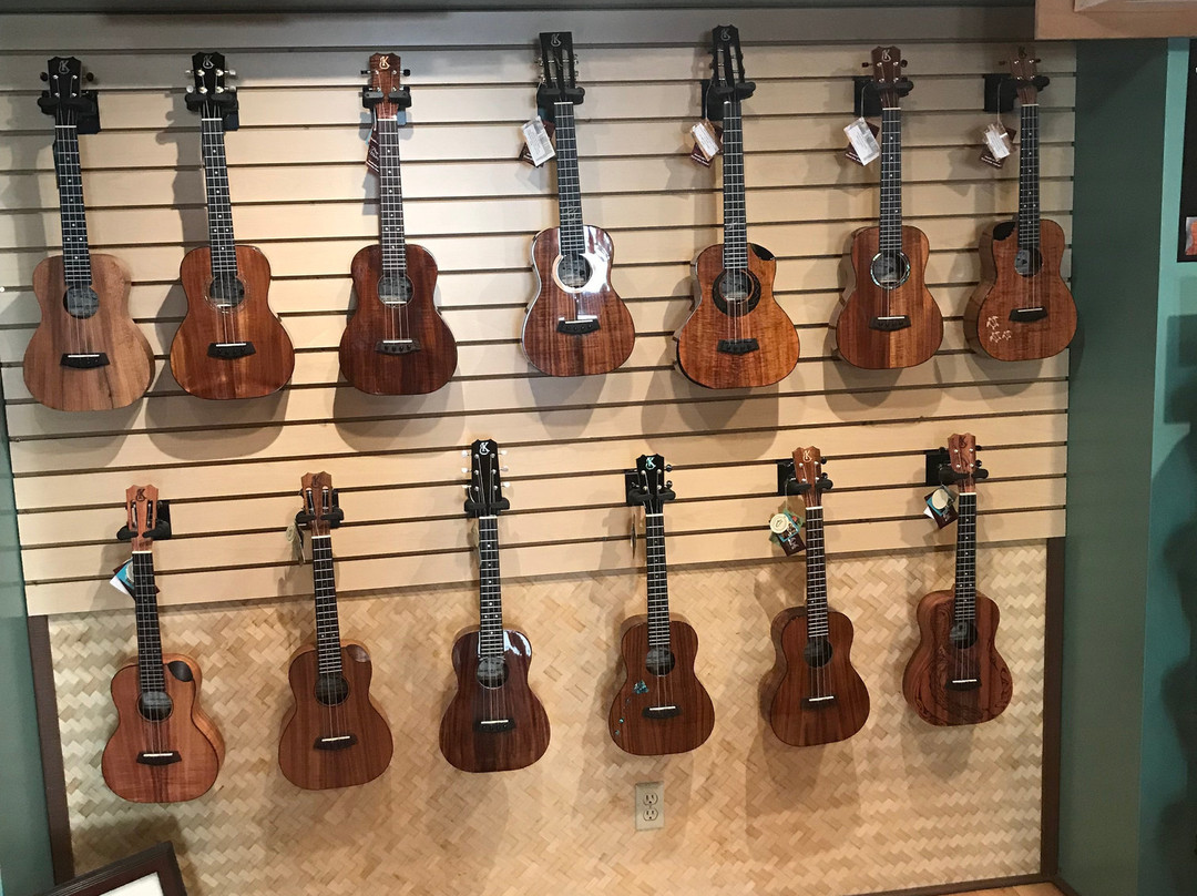 Kanile`a `Ukulele Factory Tour景点图片