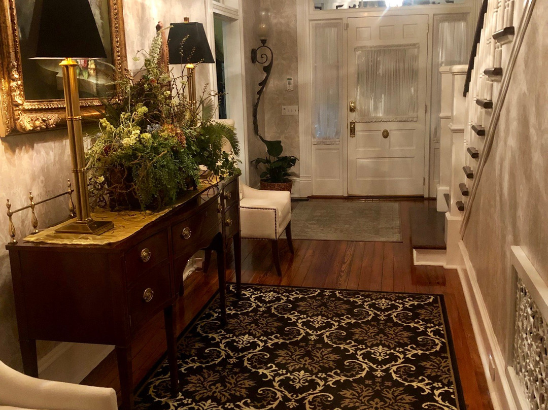 Trowell Historic Inn主图