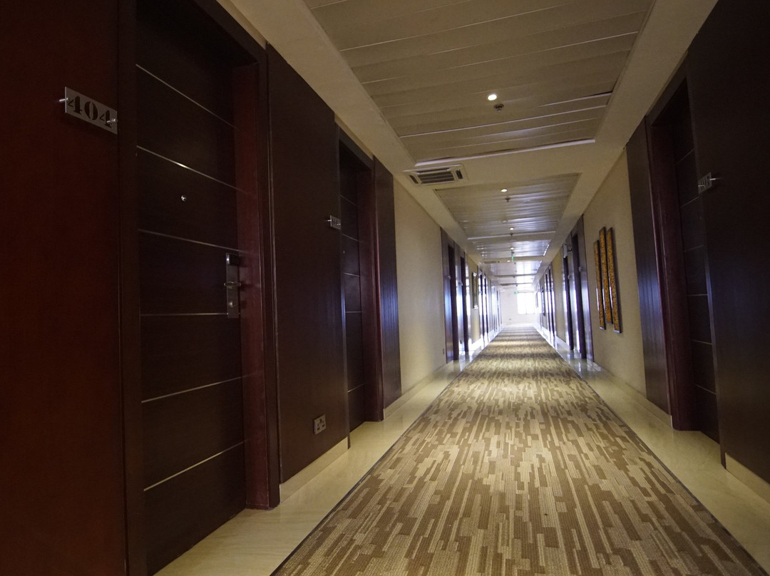 Pearlwort Hotel and Suites主图