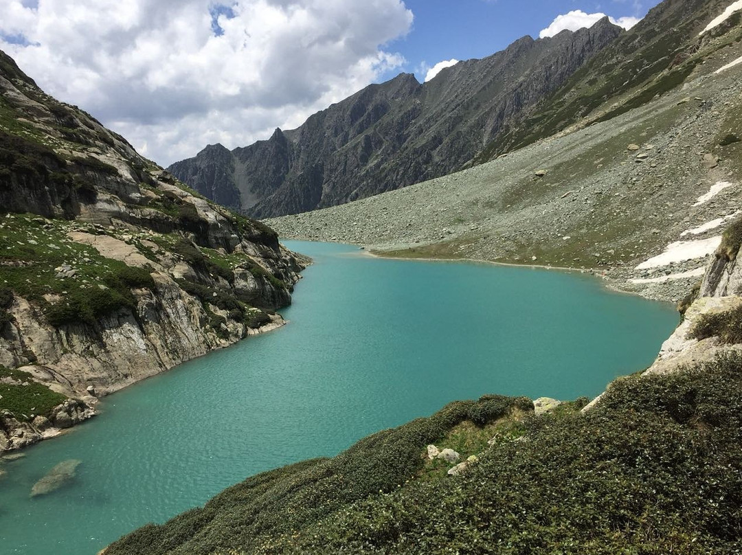 Tulian Lake景点图片