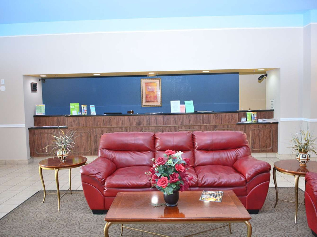 Baymont Inn & Suites Brenham主图