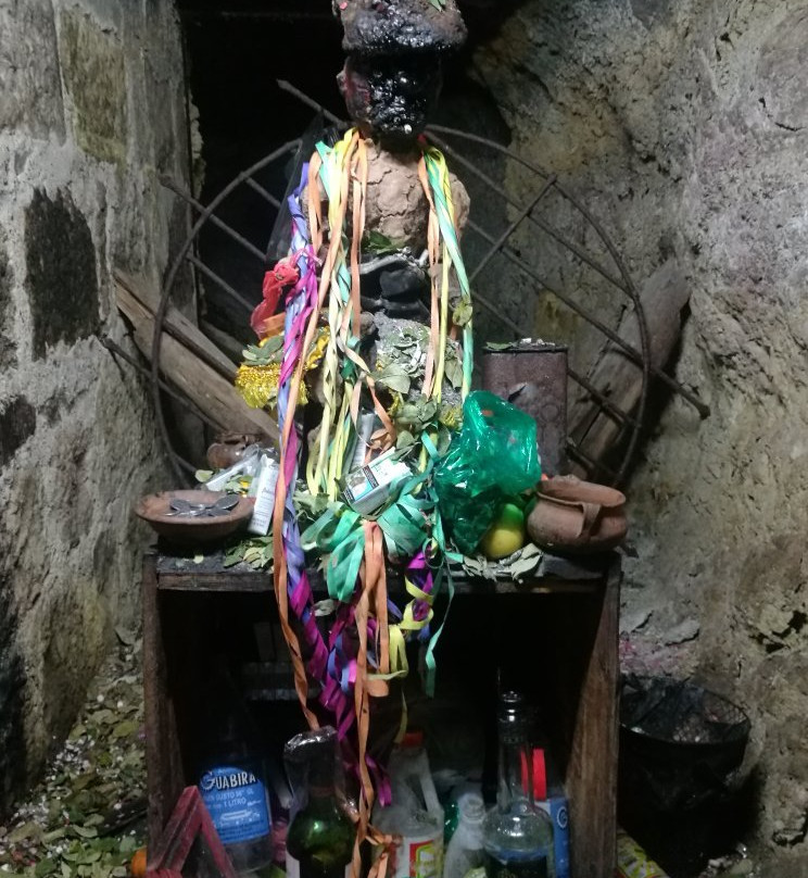 Las Mina de San Jose-奥鲁罗必去景点