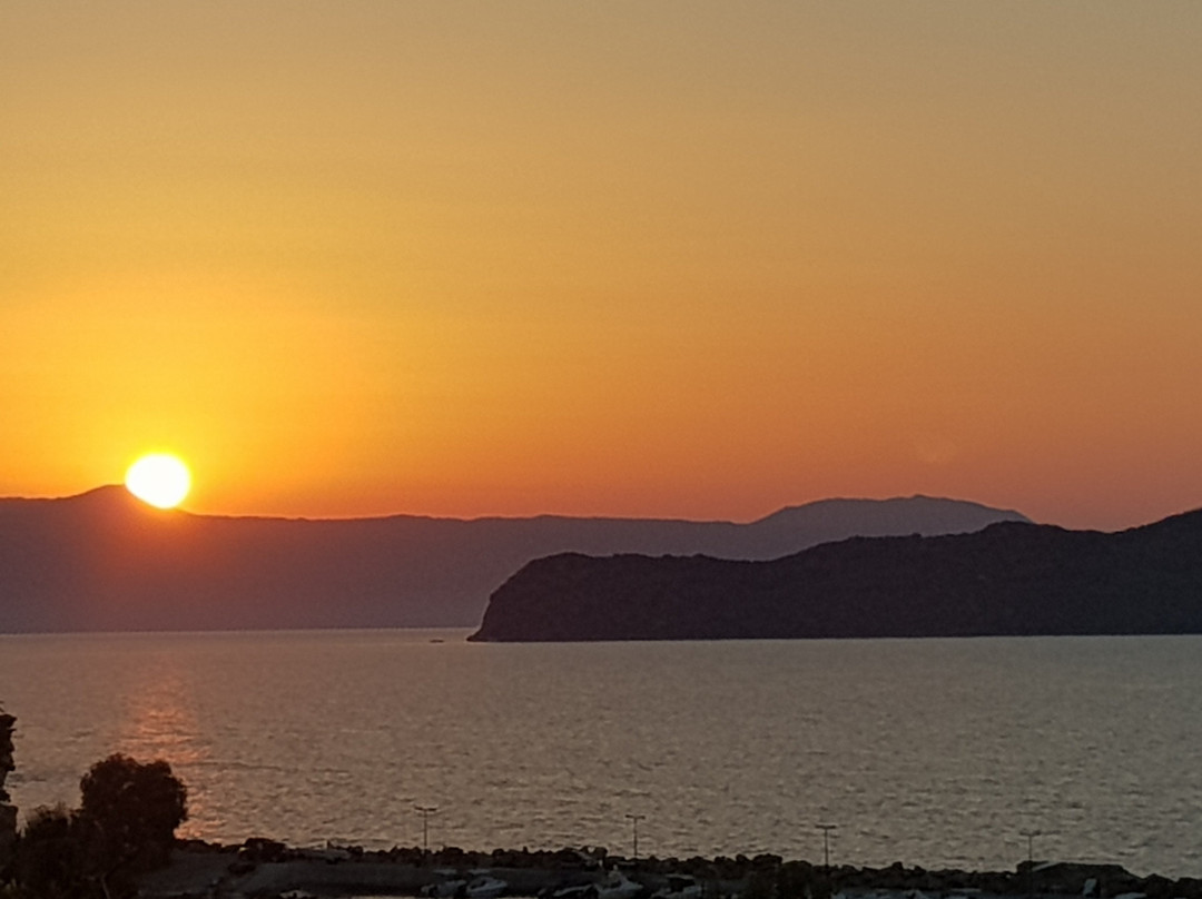 乔治亚别墅酒店主图