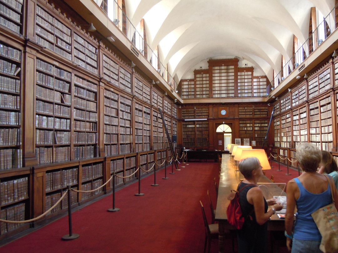 Bibliotheque Municipale Fesch-阿雅克肖必去景点