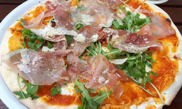 Imbiss Stratos Dining