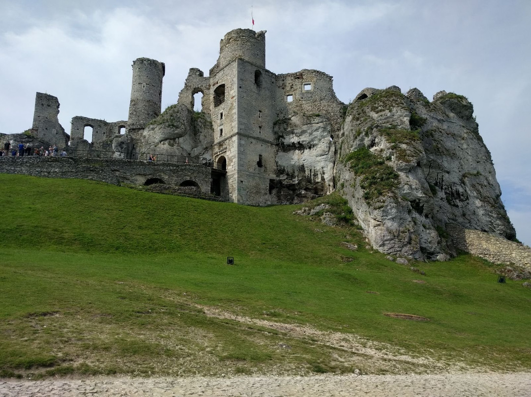 Ogrodzieniec旅游攻略图片