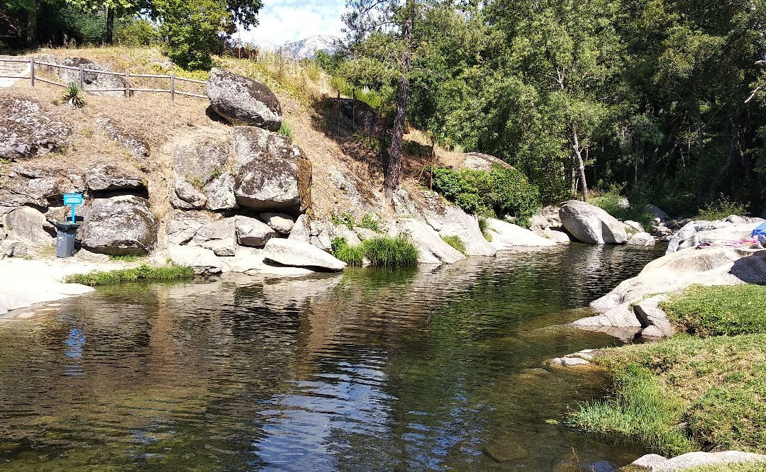 Piscinas Naturales Arenas de San Pedro景点图片