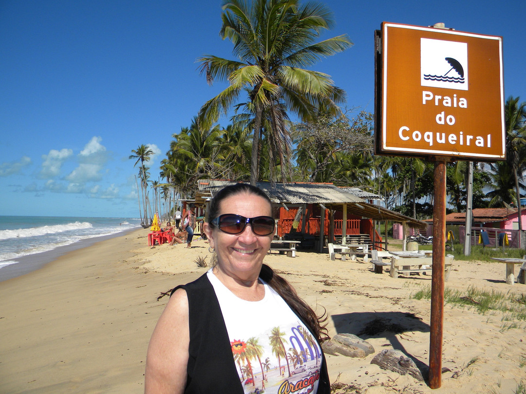 Coqueiral Beach景点图片