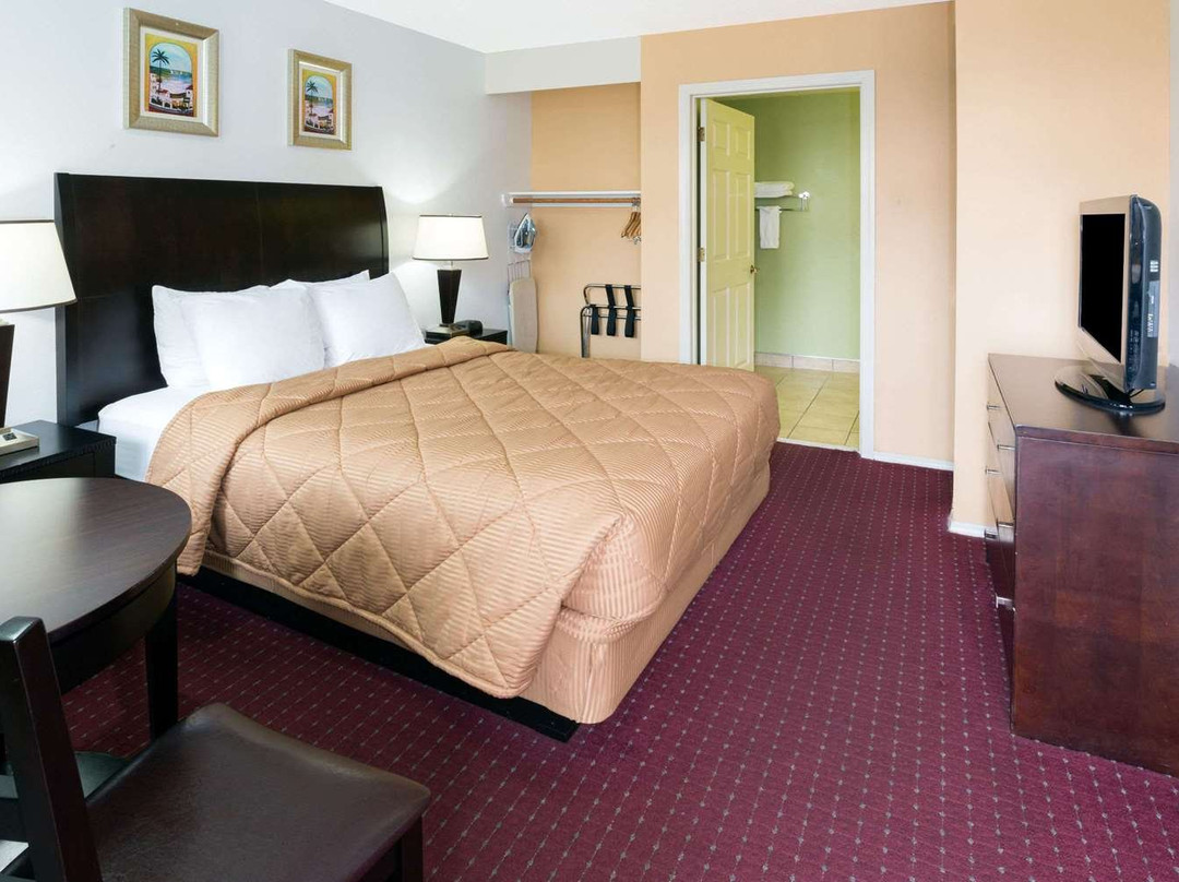 Days Inn by Wyndham Newport OR主图